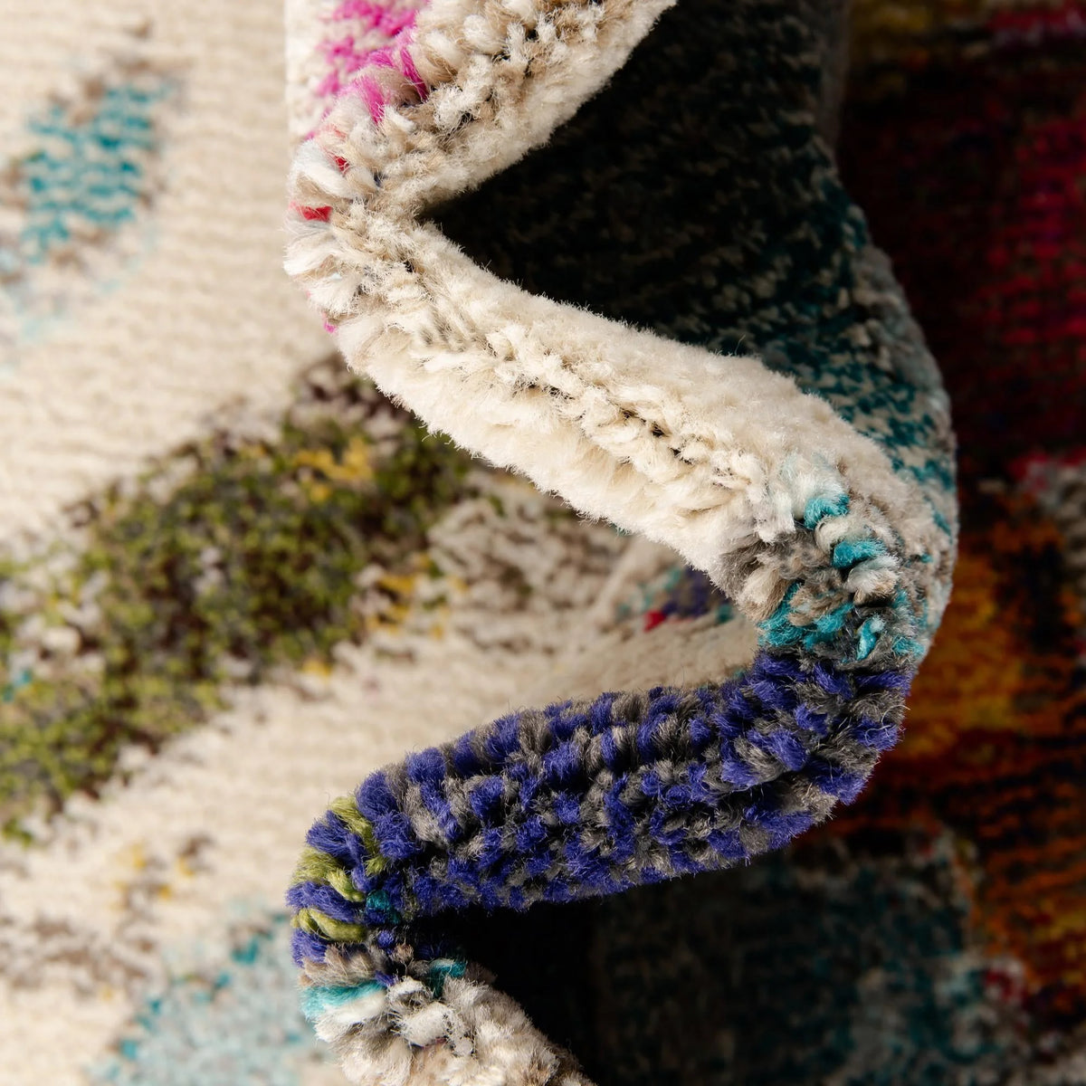 4' x 6' Multi Medium-Pile Rug I161816