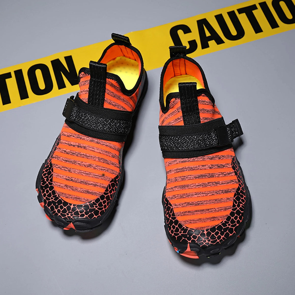 Orange Quick-Dry Water Shoes N659