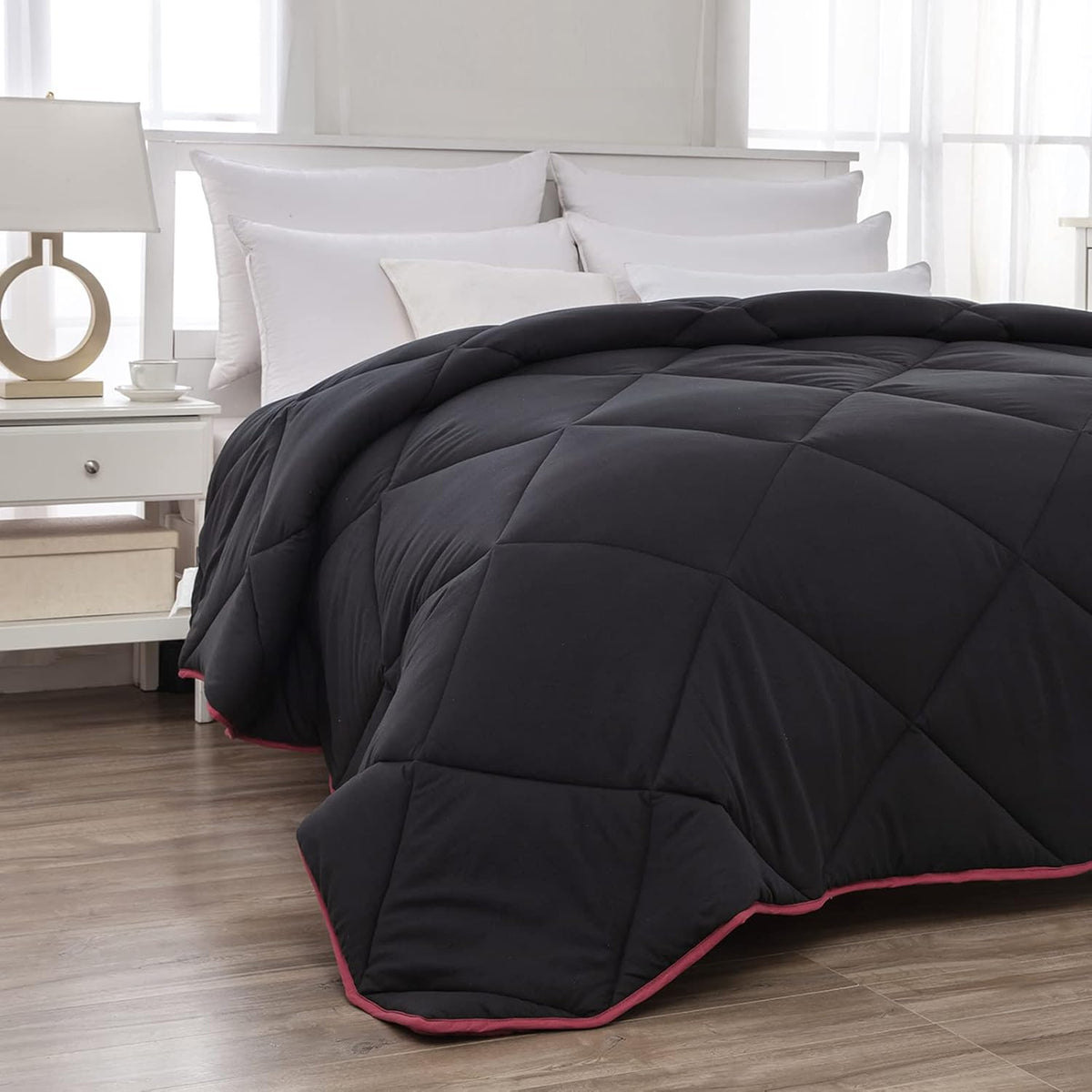 Reversible Full/Queen Down Alternative Comforter with Tabs, 88x88 Inches A352830