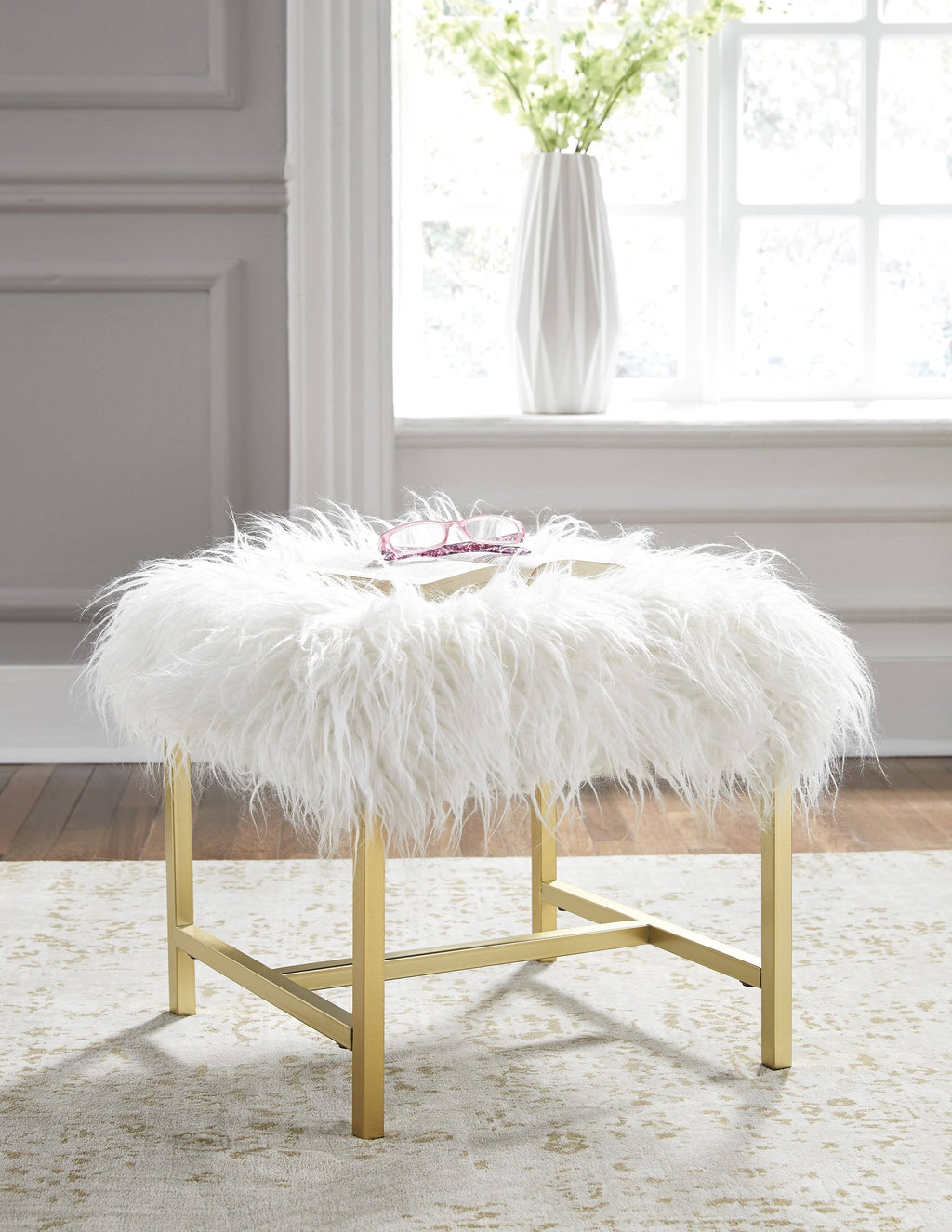 White Stool X174264