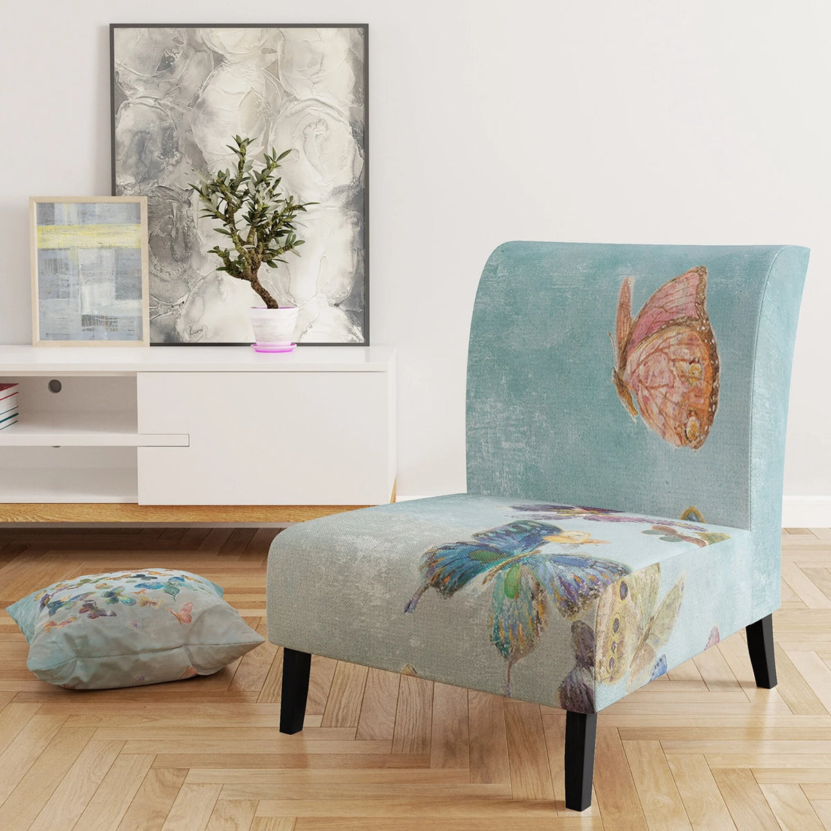 Upholstered Wildlife Accent Chair N425204