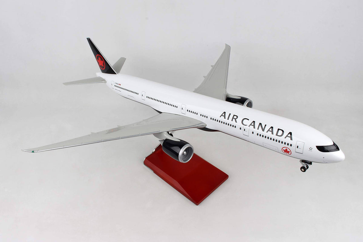 Air Canada 777-300 1/100 with Wood Stand R1125