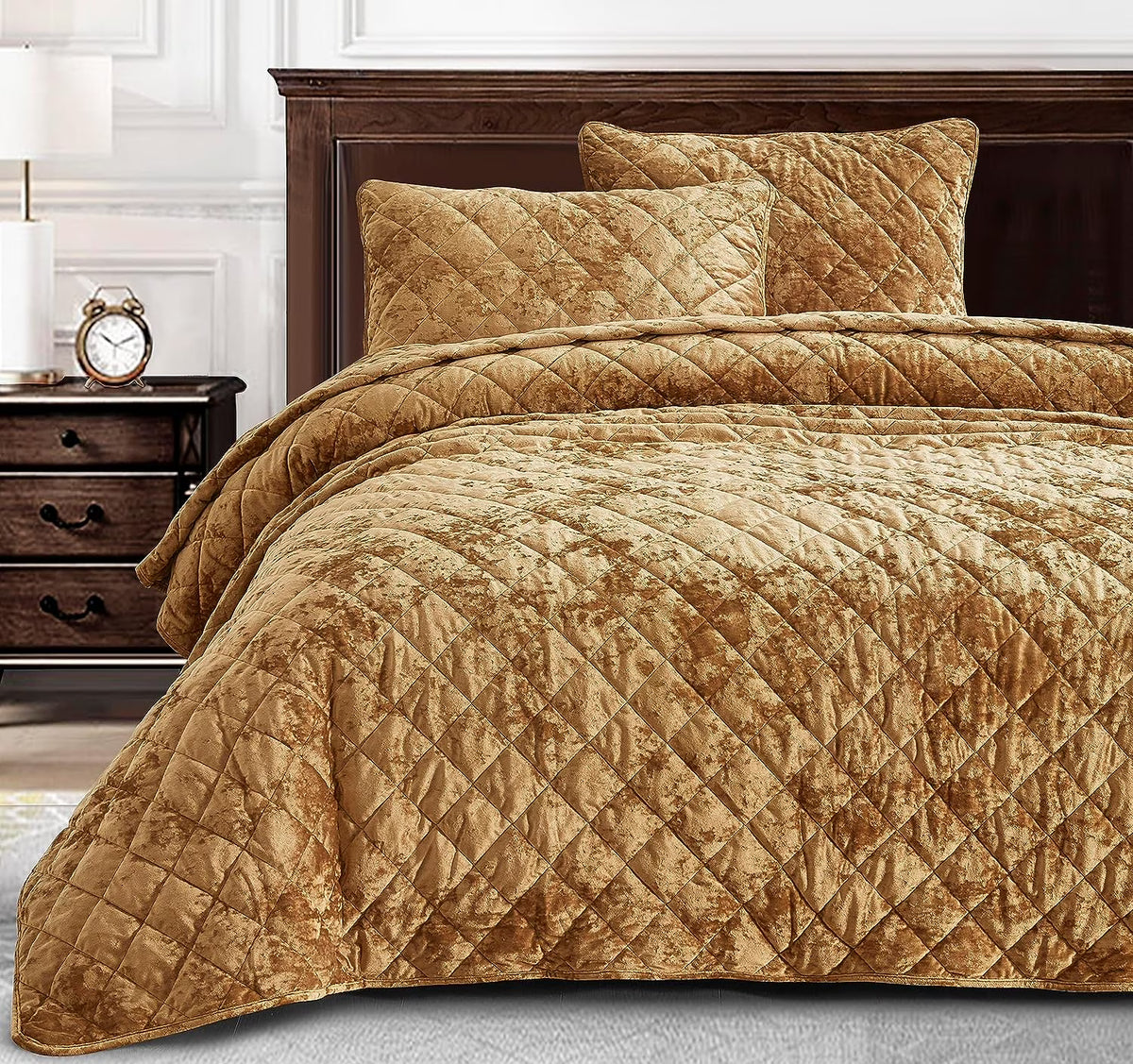 King Size 3-Piece Velvet Quilt Set with Diamond Stitch Quilting E284